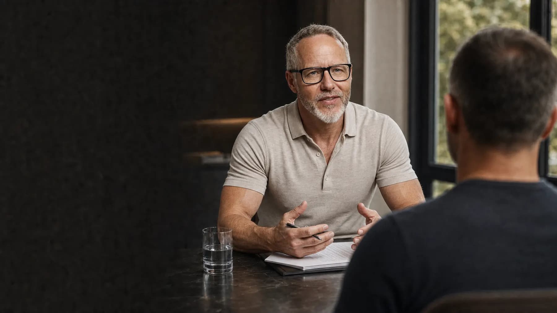 Premium health strategy coaching session with a male client