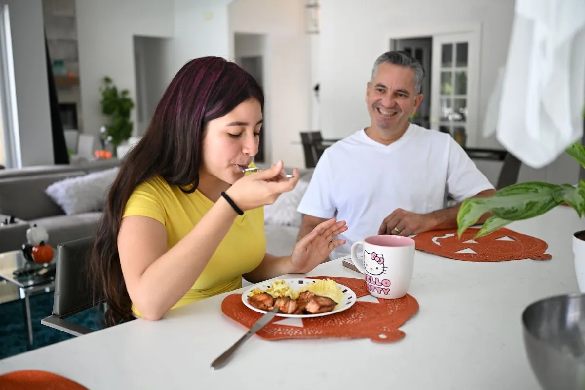 FIU study finds prebiotic fiber helped girls build more bone
